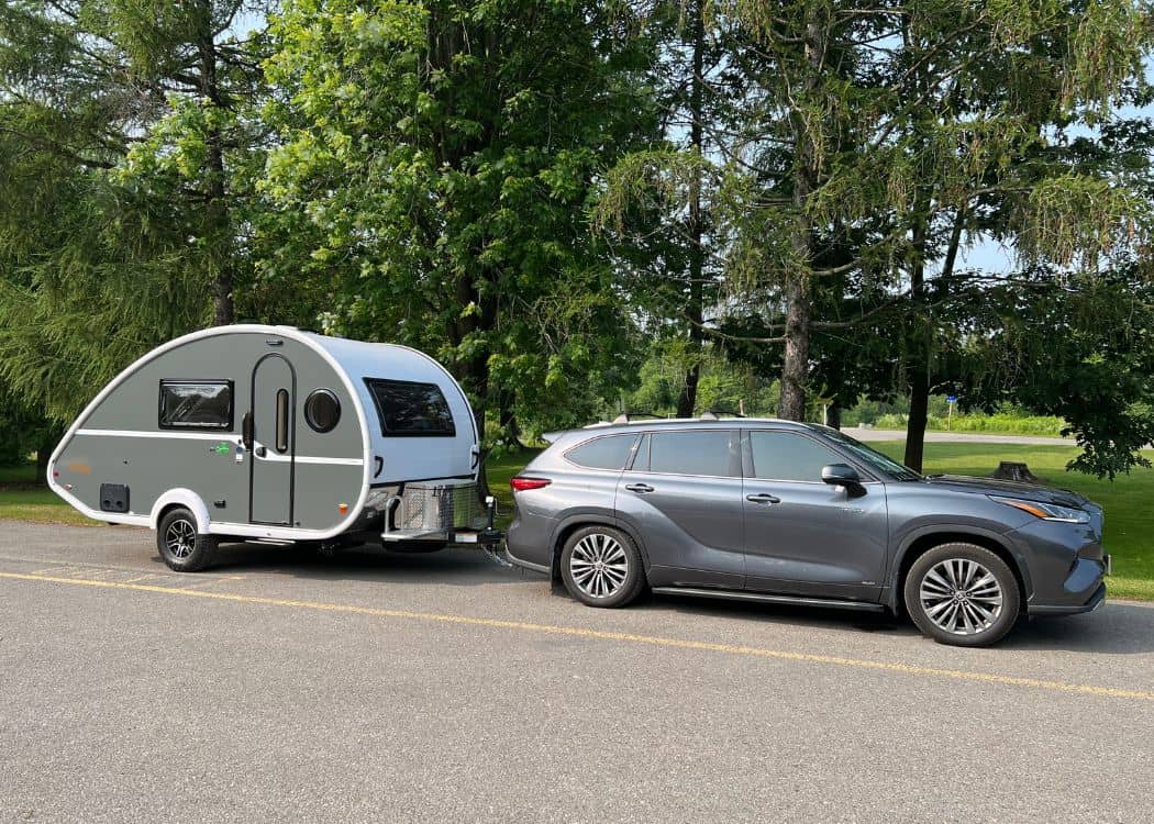 Darlington Provincial Park - Parked at the Camp Store