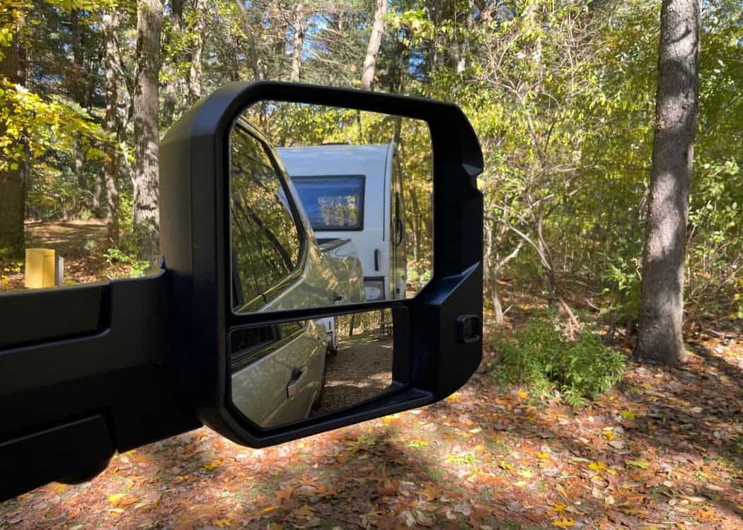 Extended Towing Mirrors on Toyota Tundra