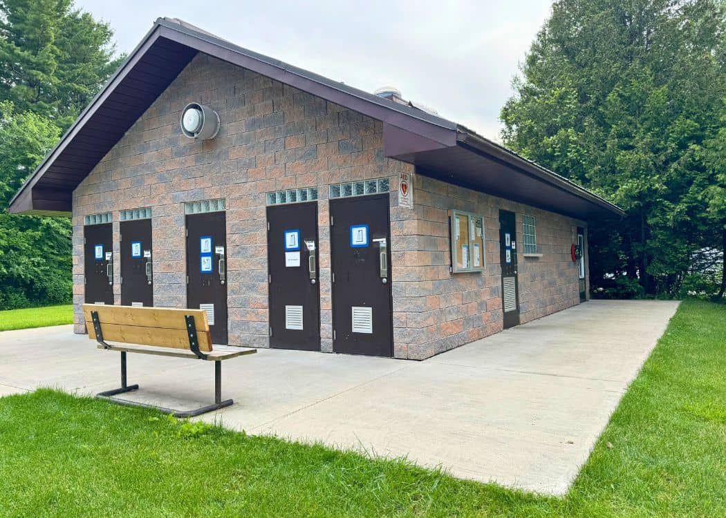 Earl Rowe - Comfort Station with Showers at Riverside Campground