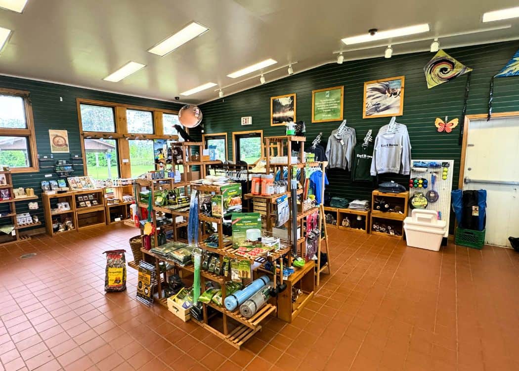 Earl Rowe - Inside Park Store