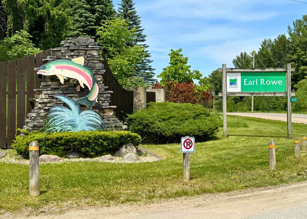 Earl Rowe - Main Entrance