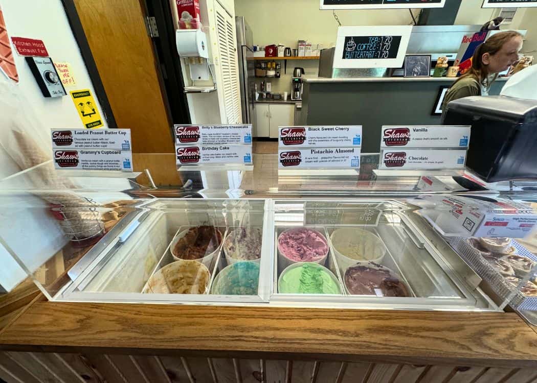 Rock Point - Inside Park Store at Ice cream counter