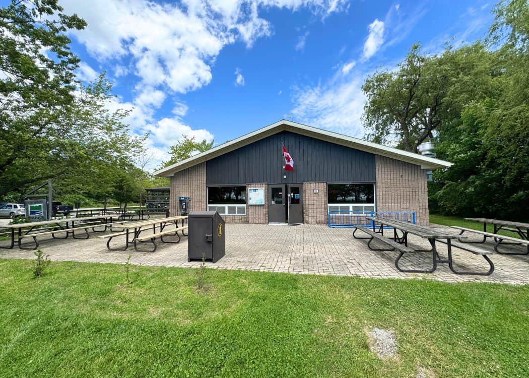 Rock Point - Outside Park Store