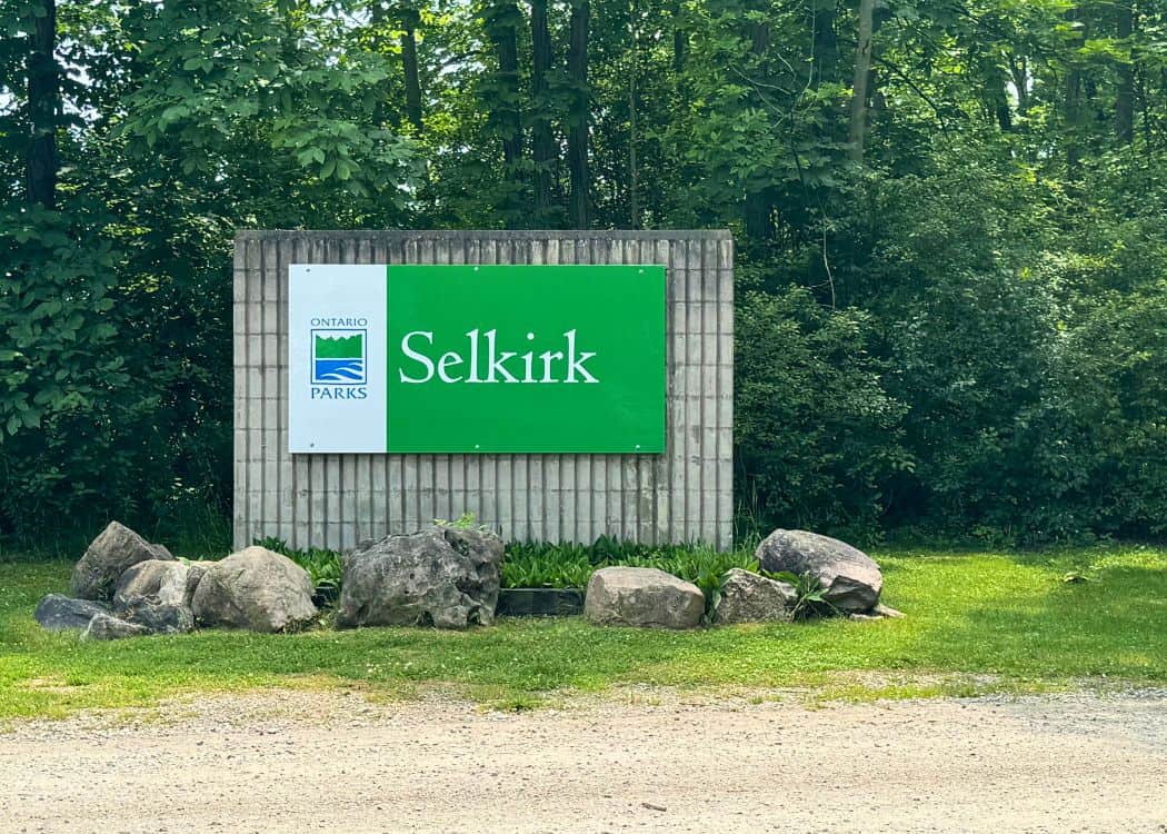 Selkirk Provincial Park - Park Sign