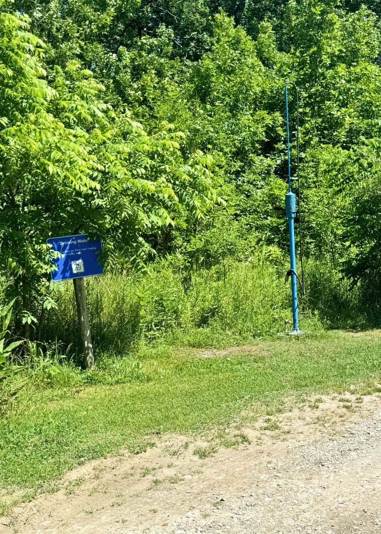Selkirk Provincial Park - Water Fill Station