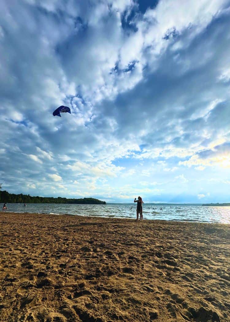 Bass Lake Provincial Park - Flying a kite on the beach