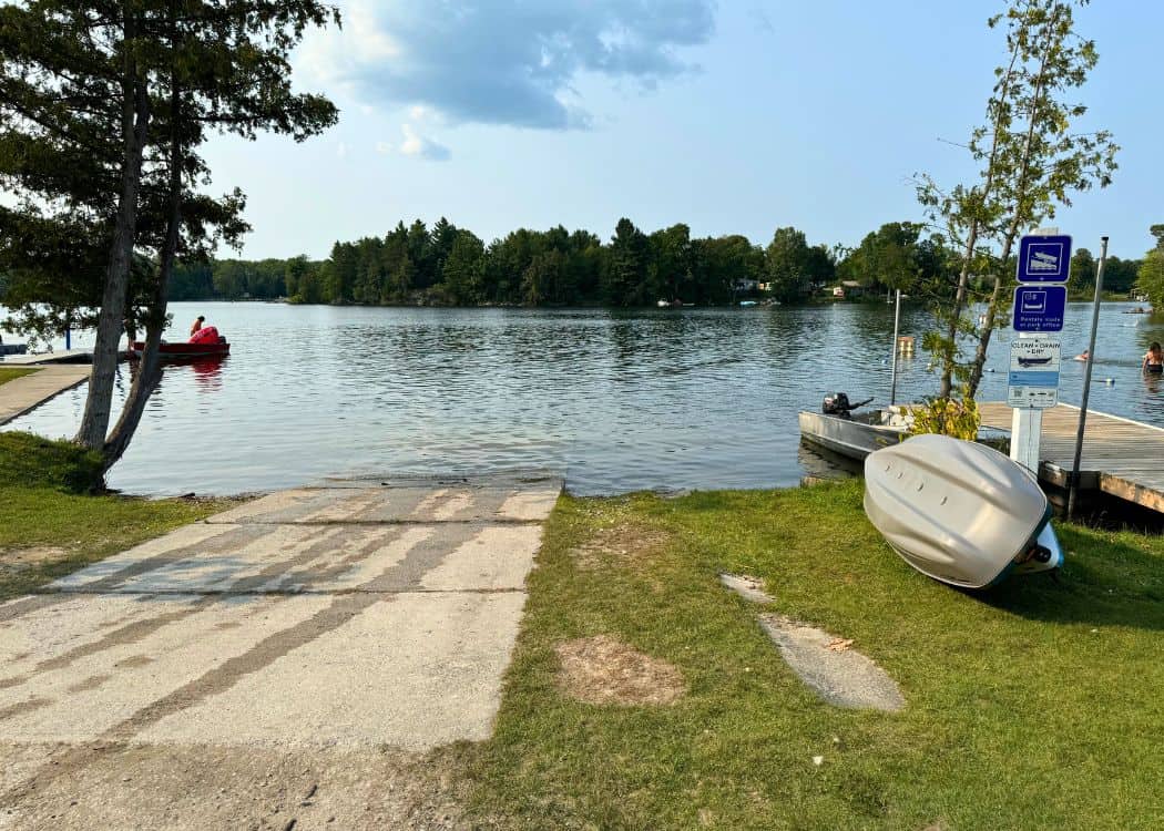 Silver Lake Provincial Park - Boat launch area