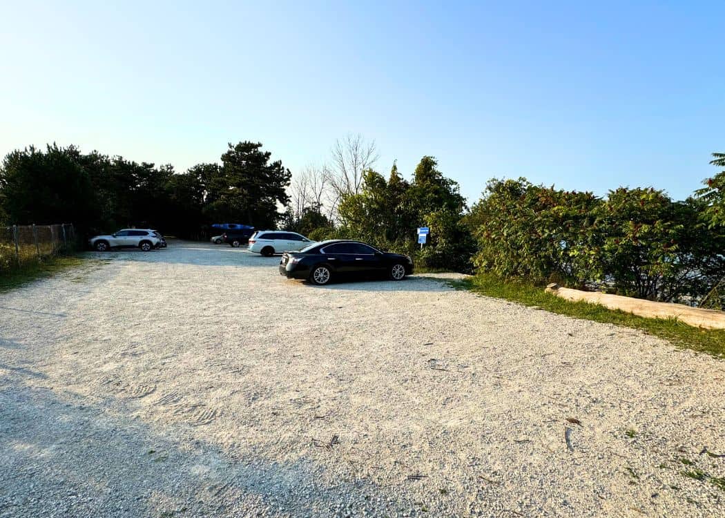 Craigleith Provincial Park - Parking Lot in day use area
