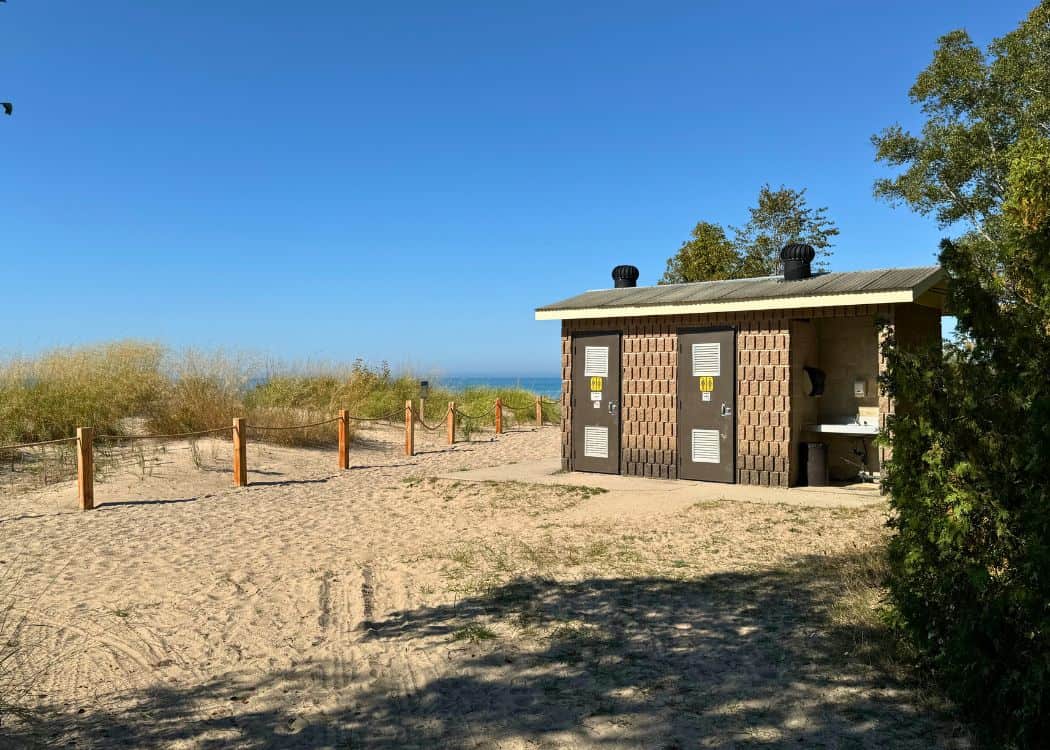 Point Farms Provincial Park - Comfort Station at Colborne Campground