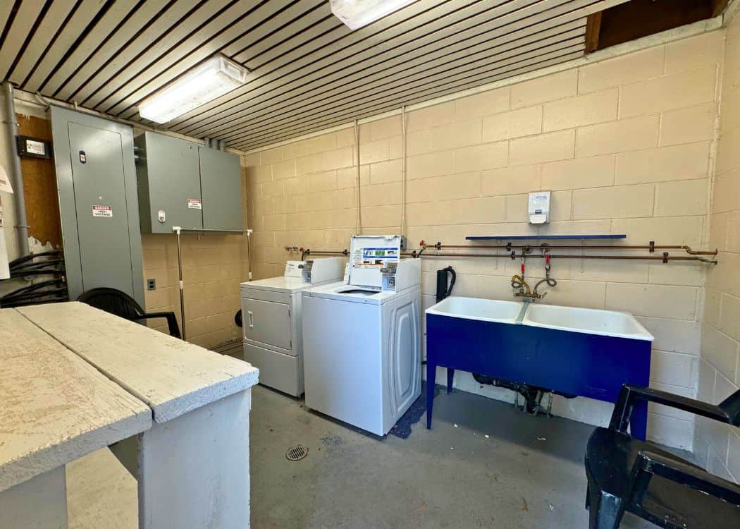 Victoria Park Campground - Laundry Room
