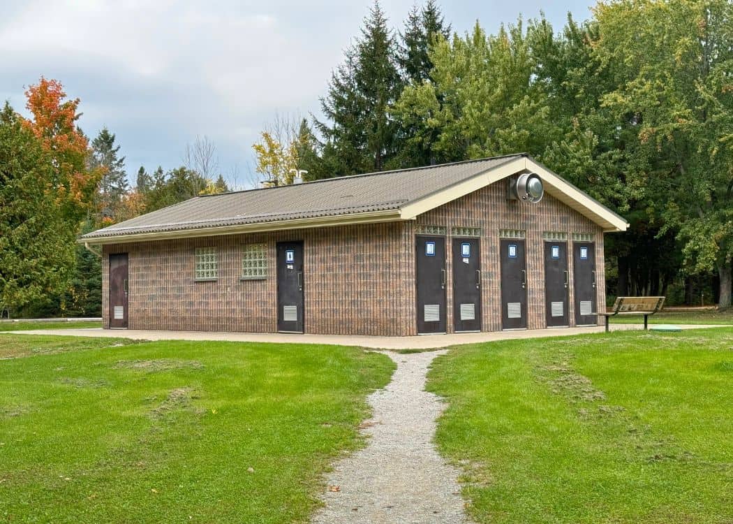 Balsam Lake Provincial Park - Comfort Station