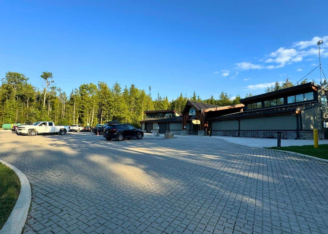Bruce Peninsula National Park - Parking lot at the Campground Hub
