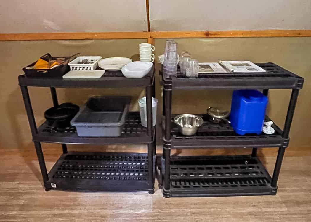 Point-Pelee-Camping-Dishes-in-the-oTENTik
