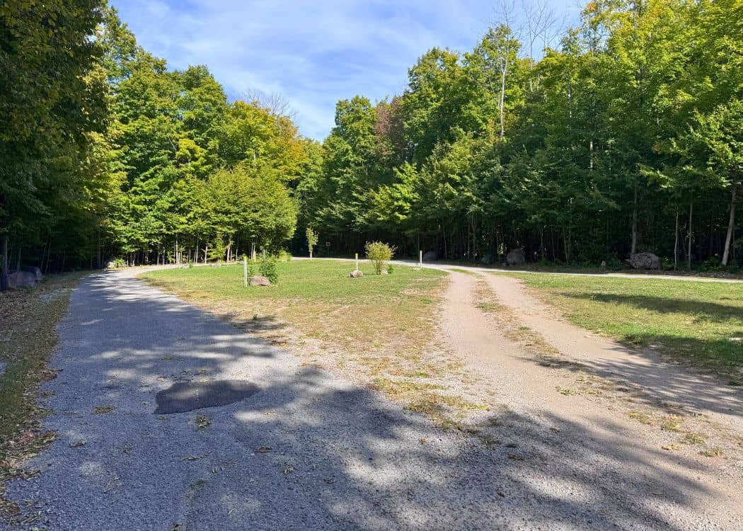 Awenda Provincial Park - Trailer and Motorhome Parking