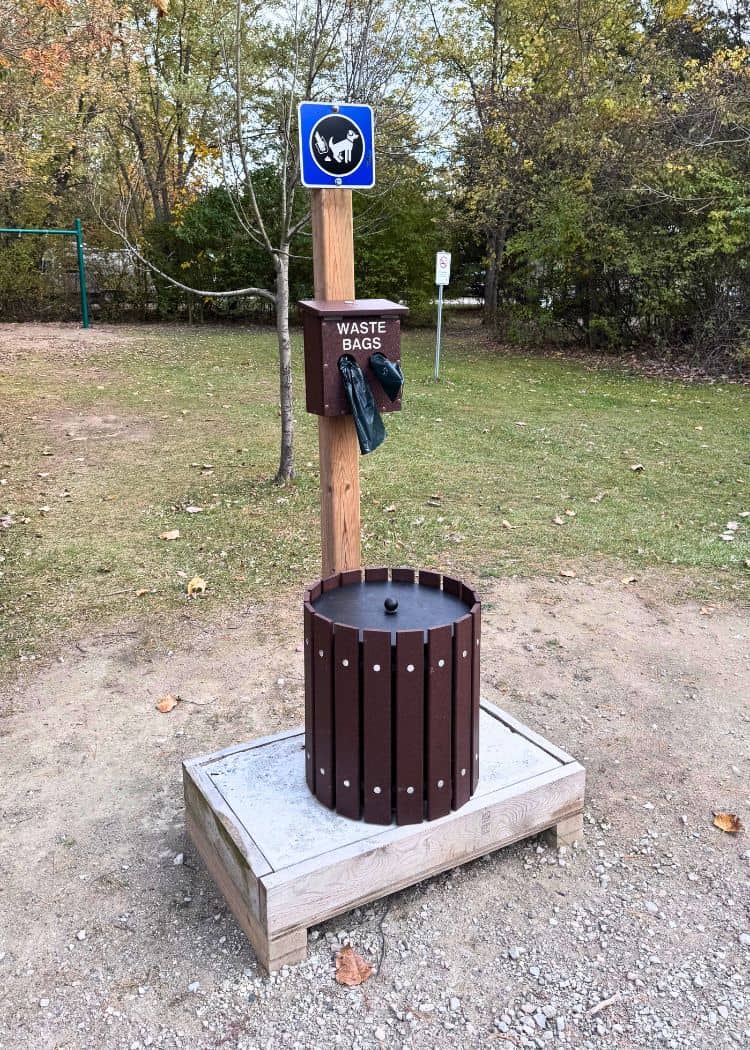 Wheatley Provincial Park - Dog waste station