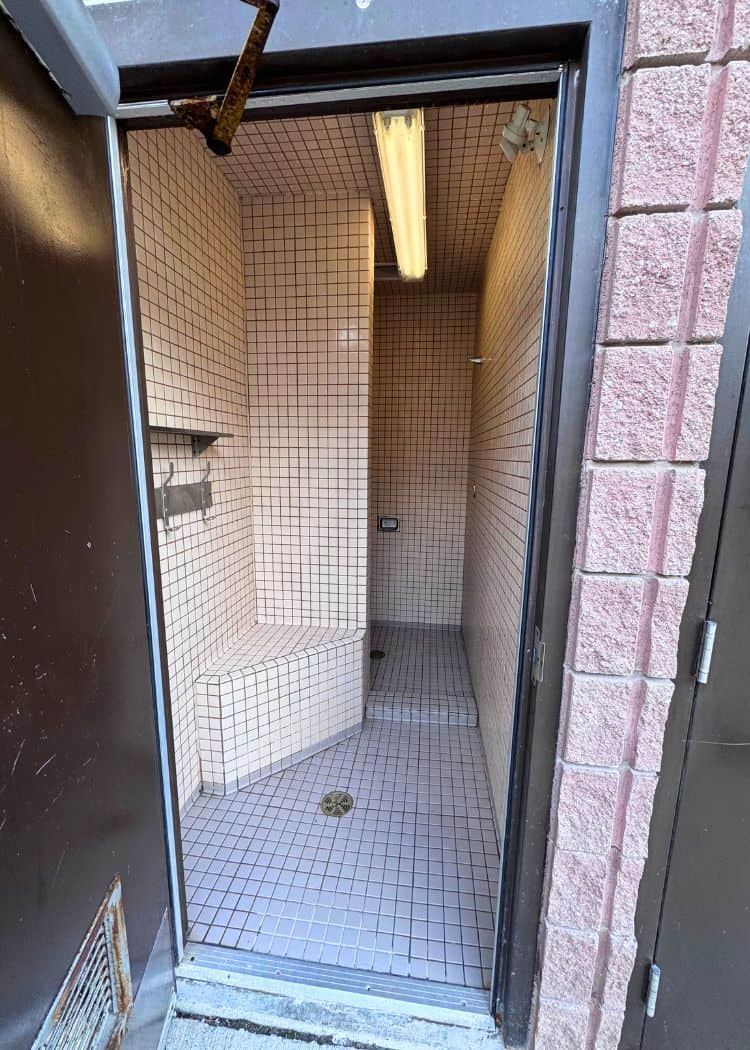 Wheatley Provincial Park - Shower at the Higlands campground comfort station