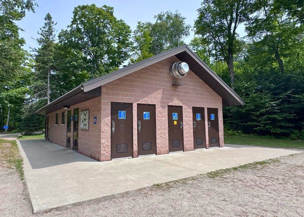 Killbear Provincial Park - Comfort Station