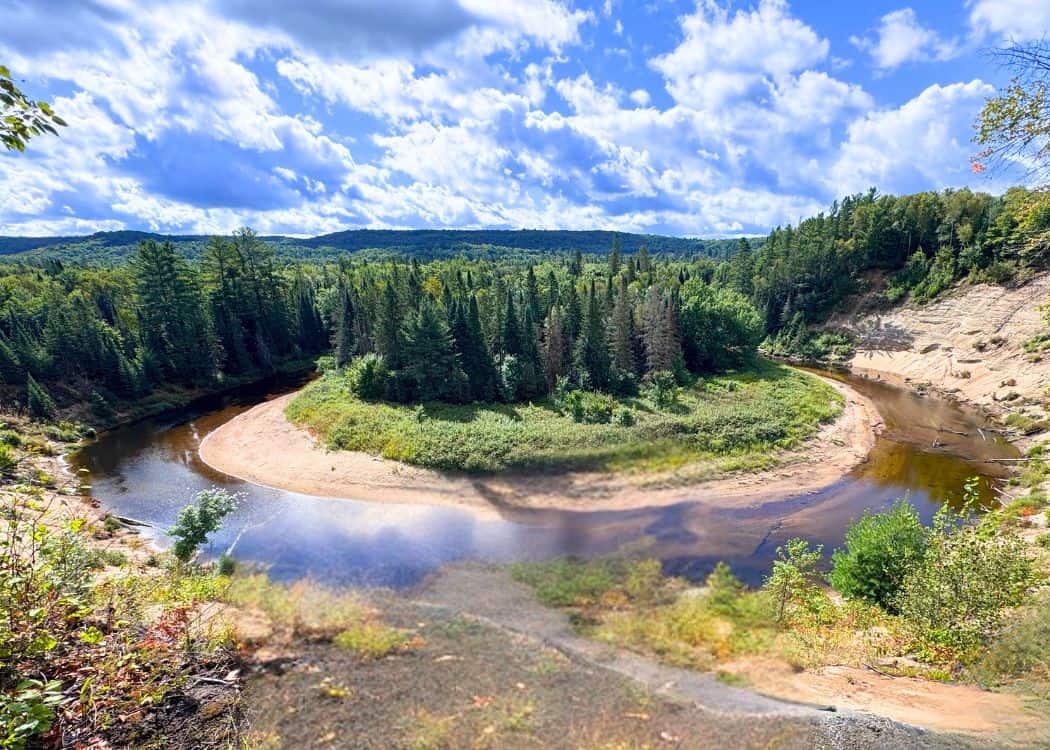 Arrowhead Provincial Park - Big Bend