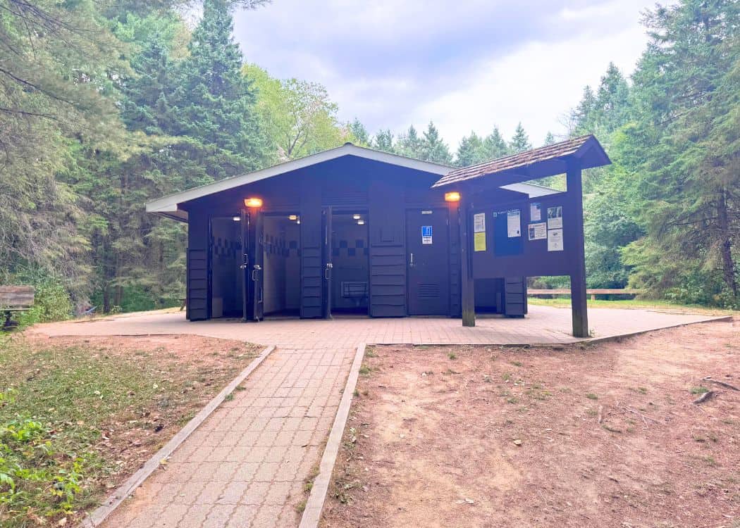 Arrowhead Provincial Park - Comfort Station