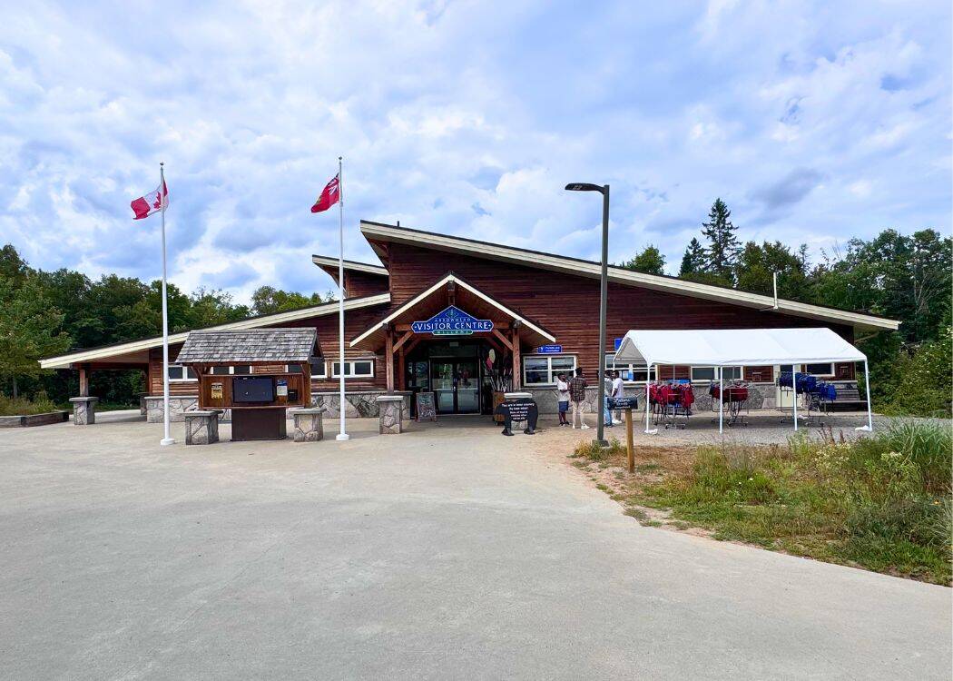 Arrowhead Provincial Park - Visitor Centre