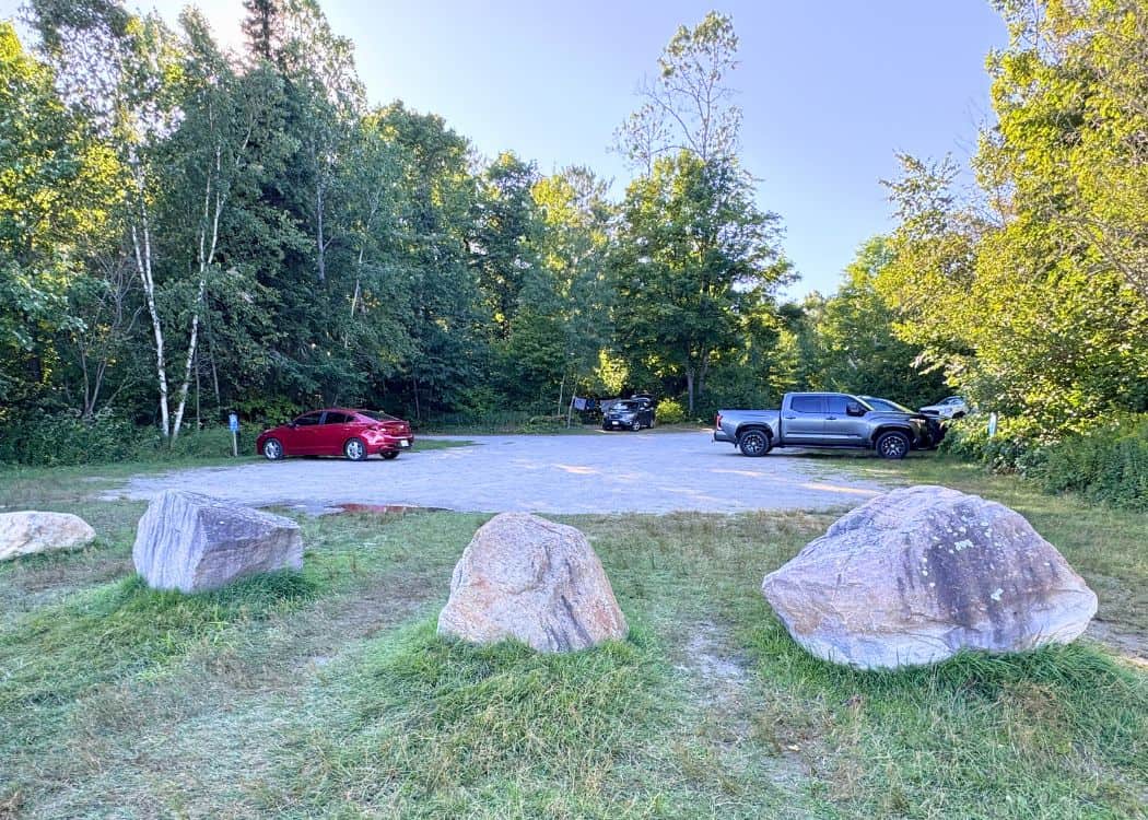 Grundy Lake Provincial Park - Beach Parking