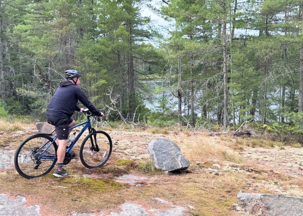 Grundy Lake Provincial Park - Biking on the Pakeshkag Lake Trail