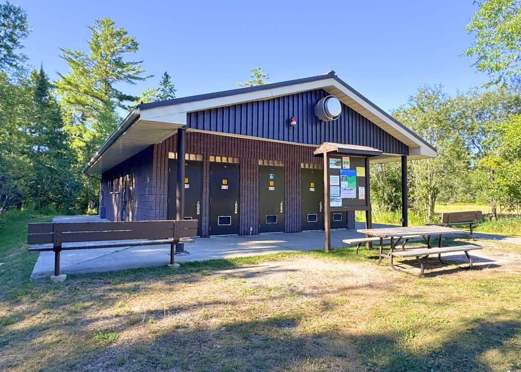 Grundy Lake Provincial Park - Comfort Station