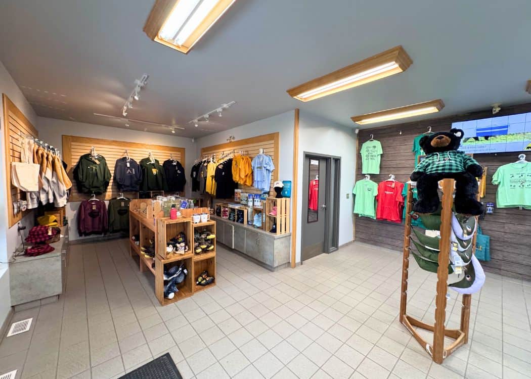 Grundy Lake Provincial Park - Inside the Park Store