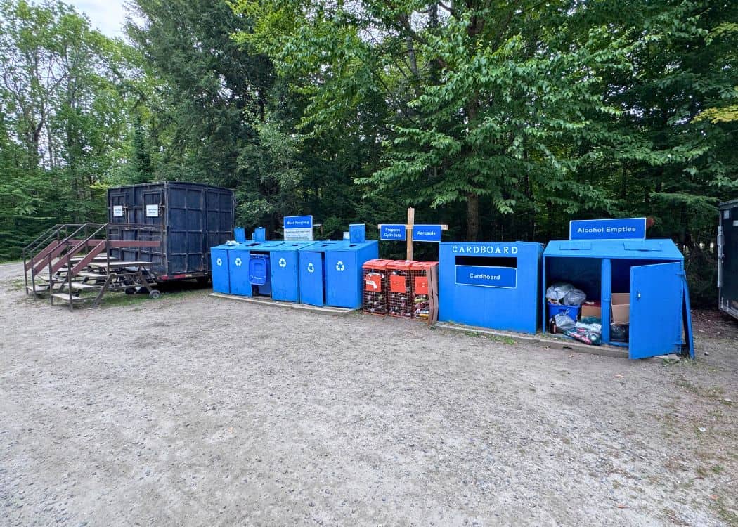 Restoule Provincial Park - Garbage and Recycling area