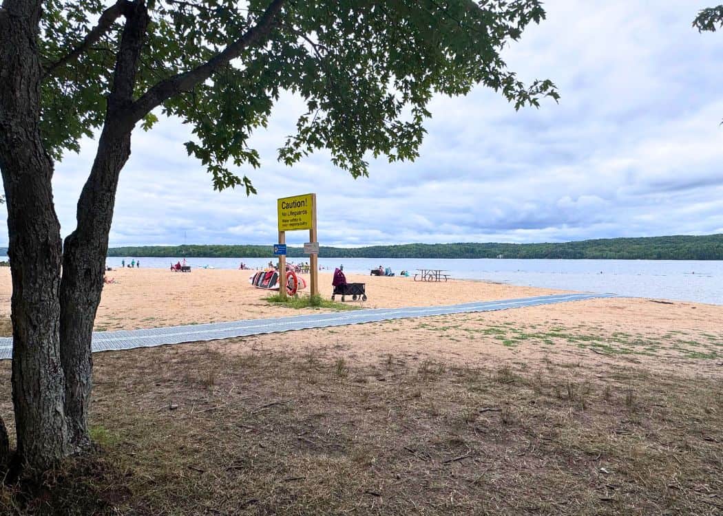 Restoule Provincial Park - Kettle Beach